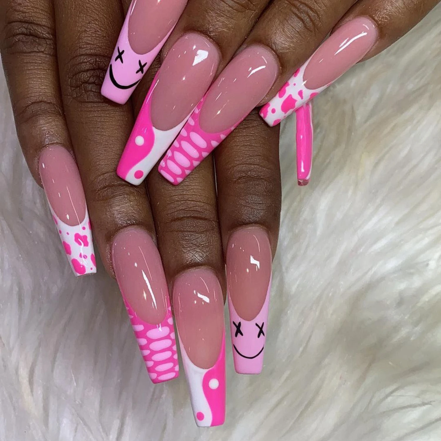 Pink Cow Design False Nails French Full Cover Long Coffin Fake Nails Glue DIY Manicure Nail Art Tools Press On Nails Nail Tips