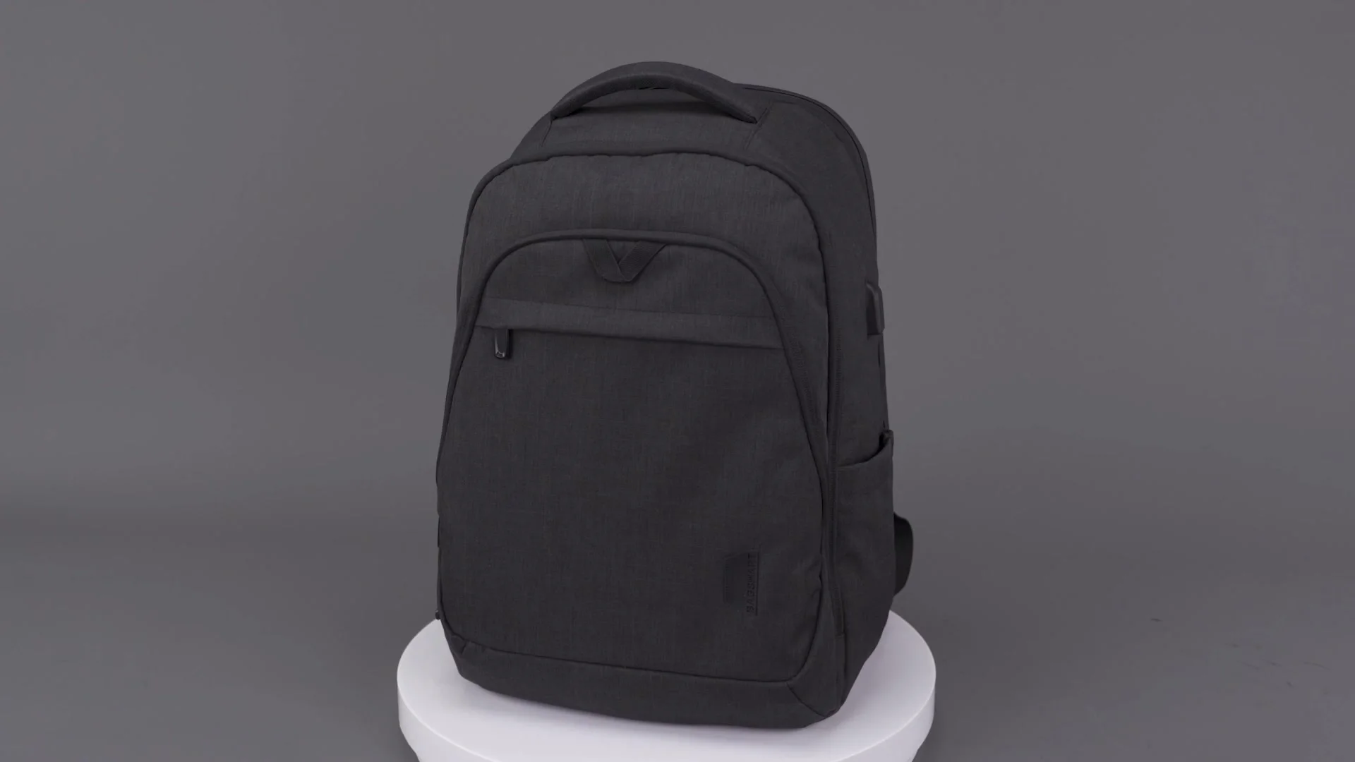 Мужской рюкзак из водонепроницаемого материала с USB-портом