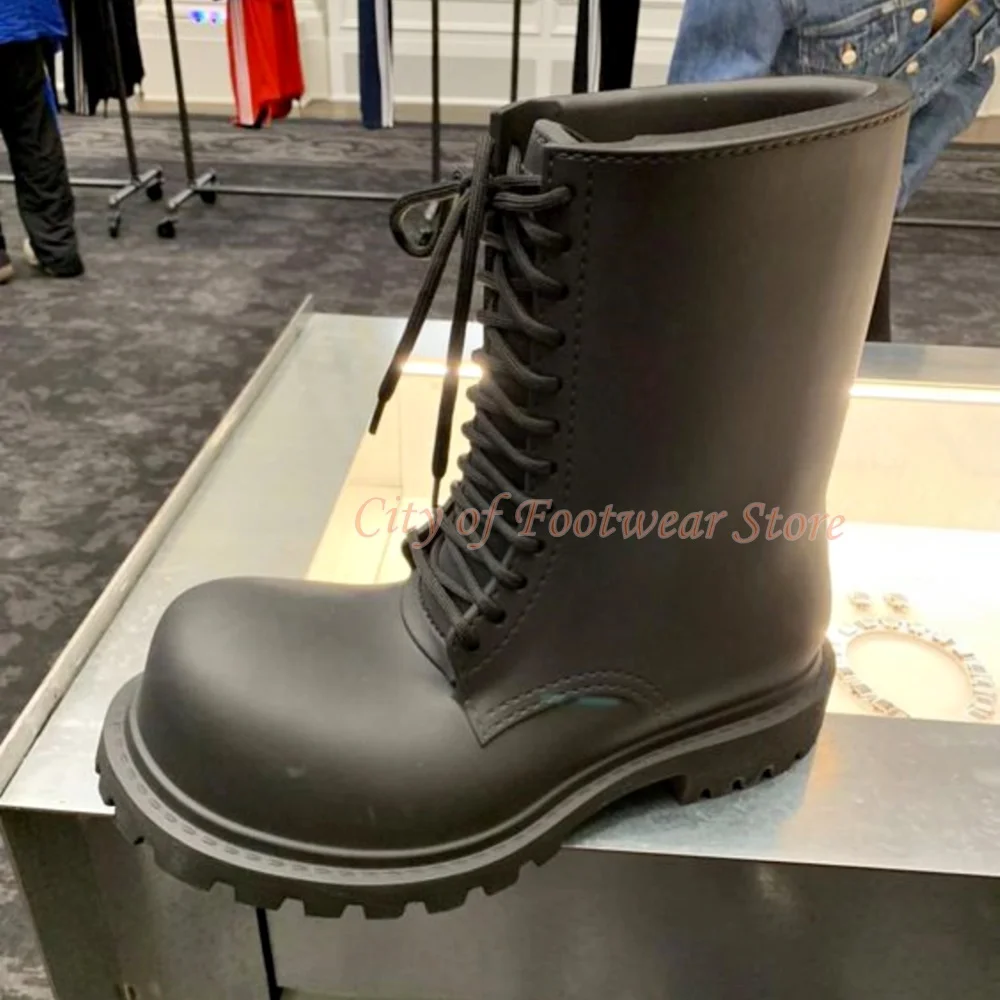 

Women and Men Round Toe Oversized Flat Lace up Tall Boots in Stock Leather Booties 2023 Grey Black Runway Luxury Designer Shoes