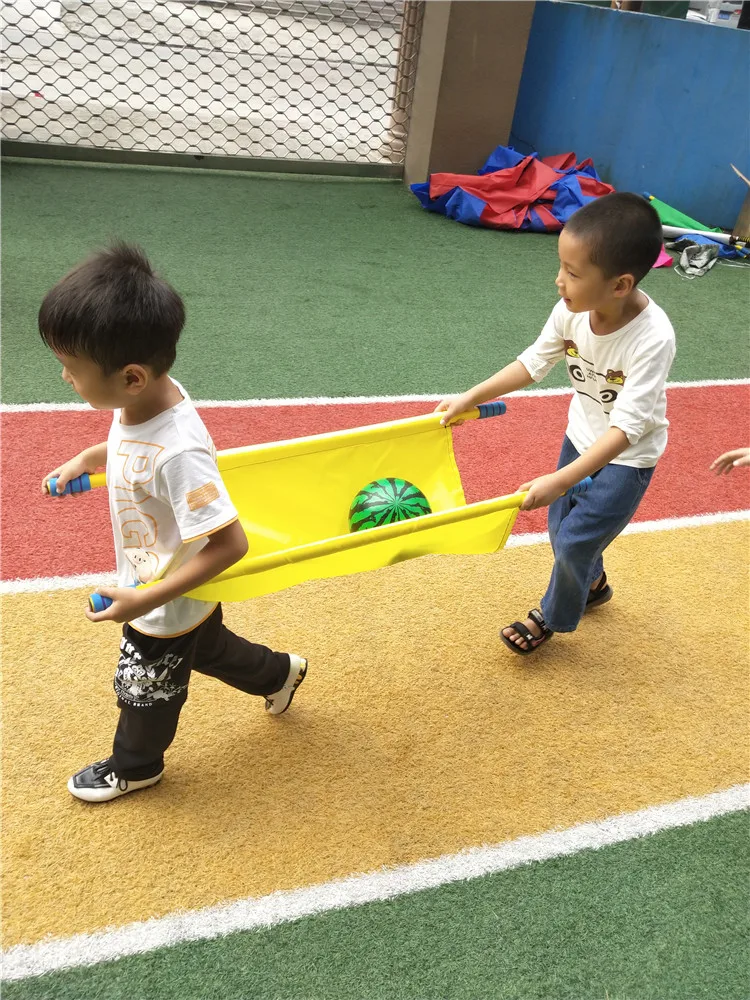 Kinder-Teamwork-Spiel: Tragehilfe für Balltransport, Vorschul-Sensoriktraining, Gruppenspiel, Decke für Stafettrennen – Detail 3
