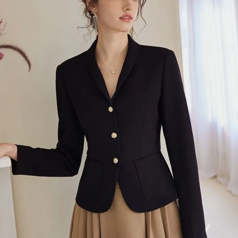 Women's Autumn Winter New Fashion Elegant Solid Color Lapel Button Pocket Casual Commuting Long Sleeved Slim Fit Suit Jacket