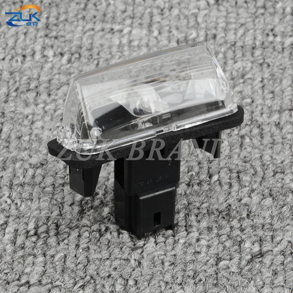 Lizliz0825  2007-2009 Lincoln MKZ Left Tail Light Driver Quarter Panel Mounted