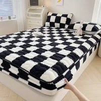 Soft Warm Plush Mattress Protector Cover Winter Couple 2 People Black White Plaid Elastic Fitted Sheet Bed Protection Pad 4