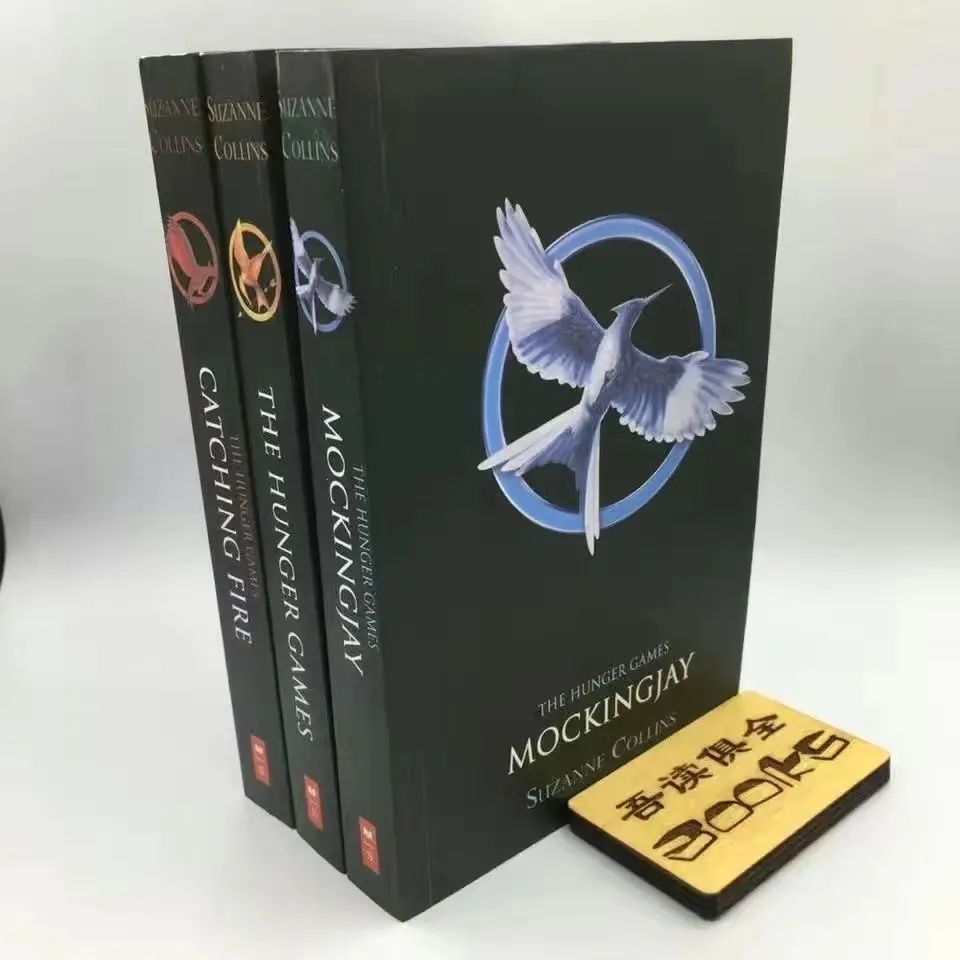 

3 Books/Set The Hunger Games / Catching Fire / Mockingjay in English Original Film Novel Book for Adult