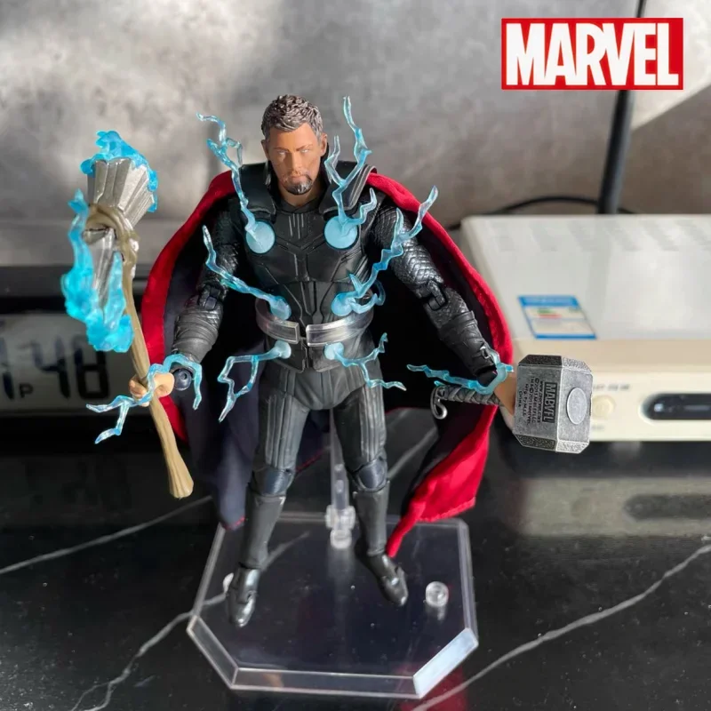 New Marvel Avengers Super Hero Thor Mobile Joint Arma Set Figurine Toys Battle Form 3 Heads Figure Desktop Regalo Di Natale