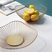 Simple Modern Iron Fruit Basket Fruit Container Bowl Home Creative Snacks Bread Storage Drain Basket Table Snacks Display Tray 3