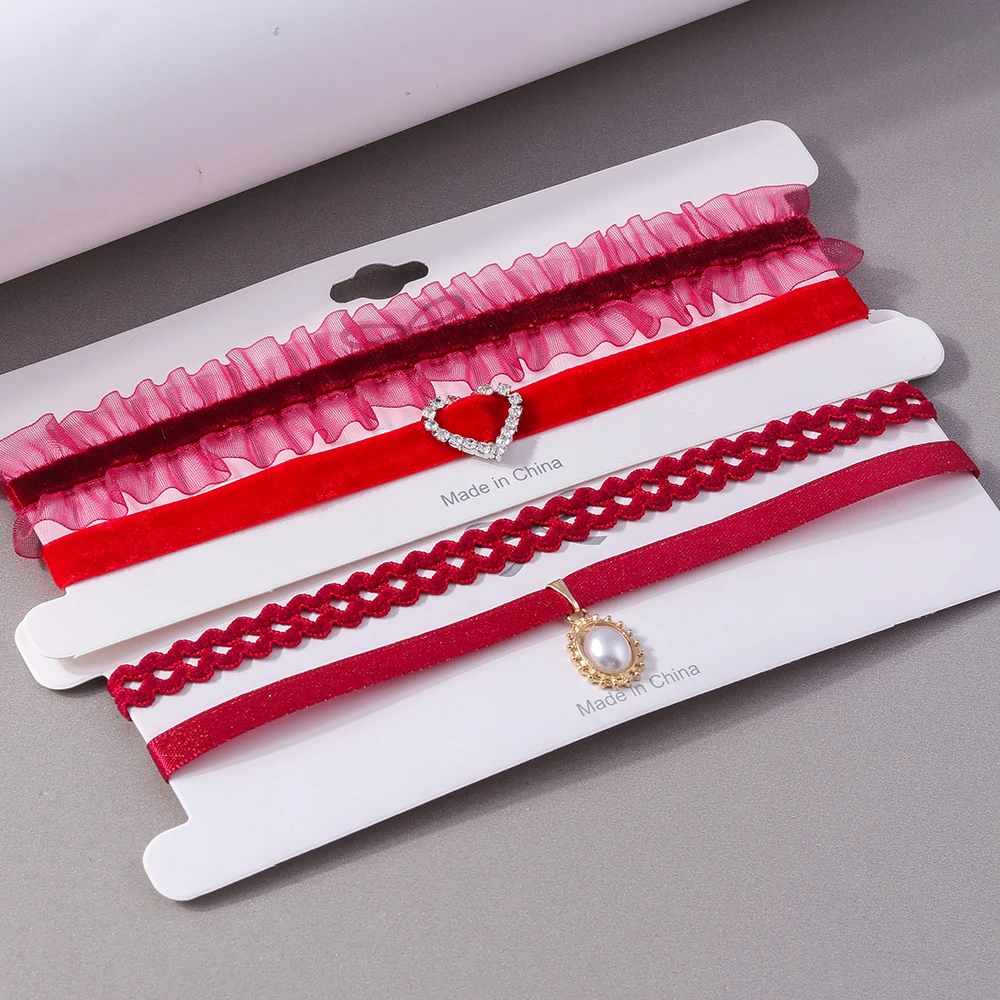 Aihua Sexy rote Samt-Choker-Halsketten für Frauen, Kristall-Herz-Halskette, Braut, Hochzeit, Party, Schmuck am Halskragen