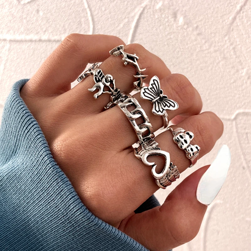 Punk Gothic Heart Ring Set for Women Black Dice Vintage Spades Ace Silver Plated Retro Rhinestone Charm Billiards Finger Jewelry 