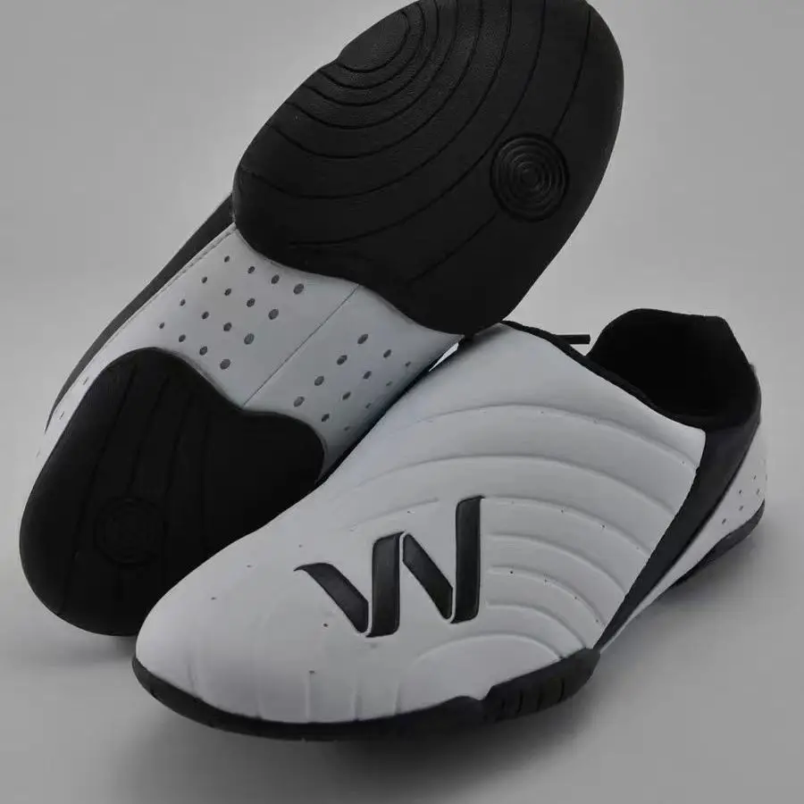 Professional Soft Sole Taekwondo Shoes Men's Women's Martial Arts Shoes Large Karate Taekwondo Breathable Training Sneaker