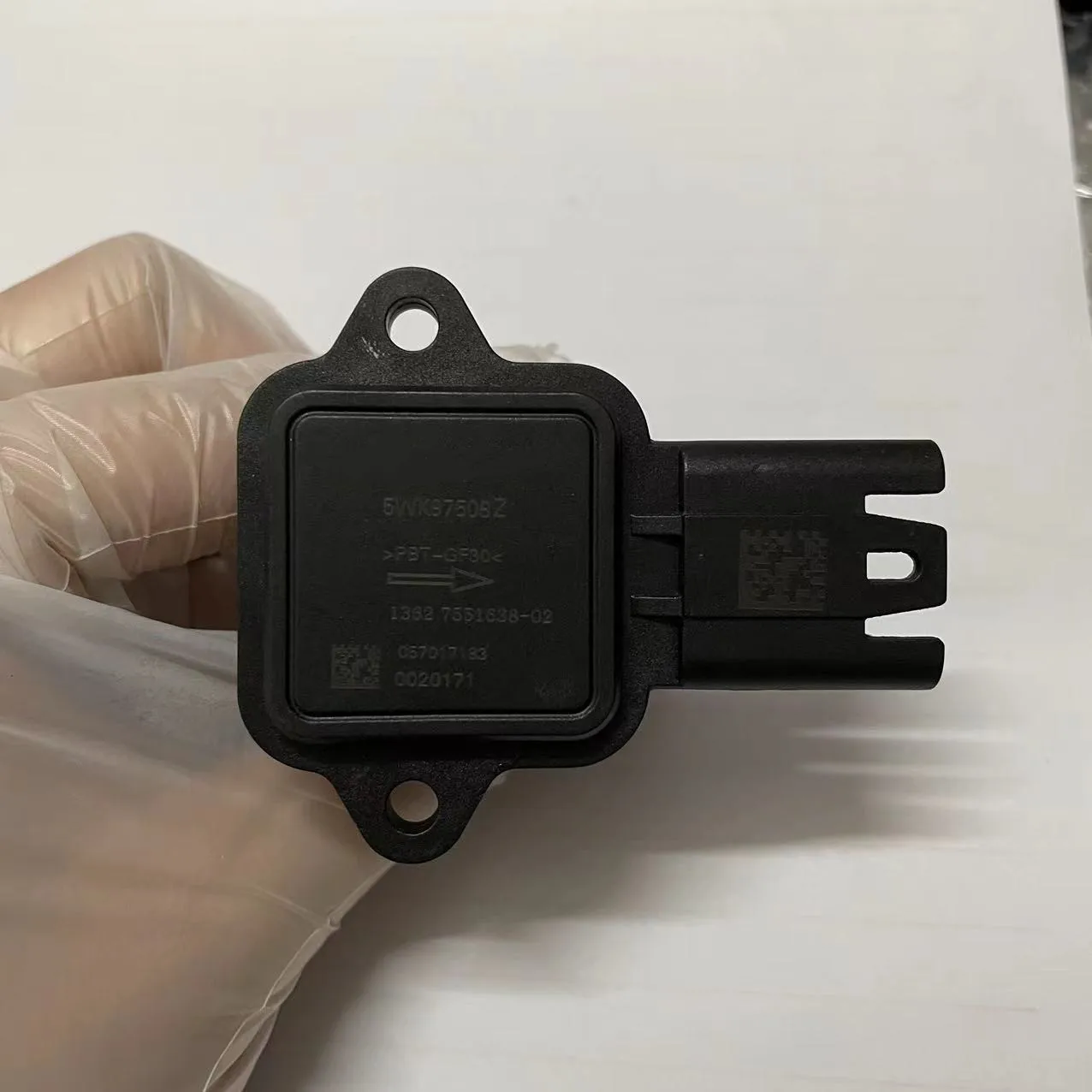 1pc Mass Air Flow Sensor Meter For B-MW 128i 328i 528i x3 x5 z4 