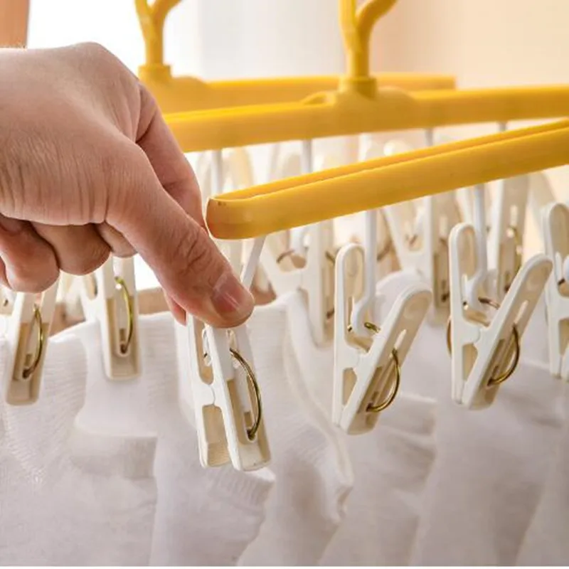 8PegsPlasticClothesDryingHangerWindproofClothingRack8Clips