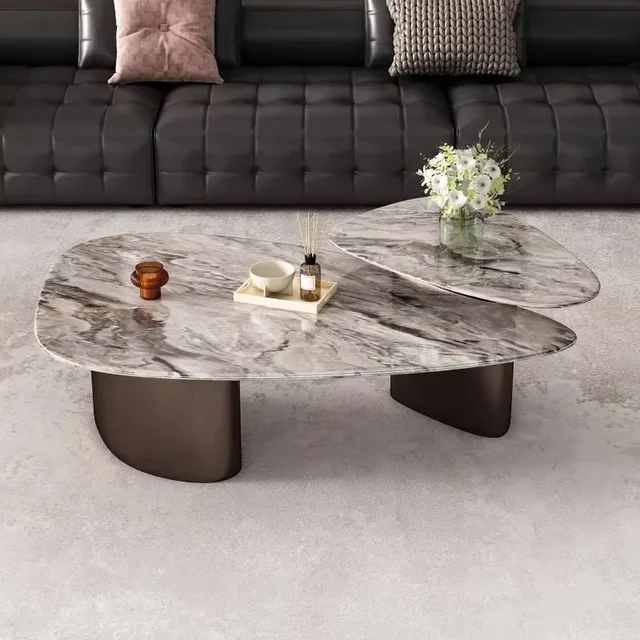 Table basse gigogne de luxe minimaliste en marbre, motifs personnalisés, base métallique, bords arrondis, robuste, stable, flexible, décoration de salon 1