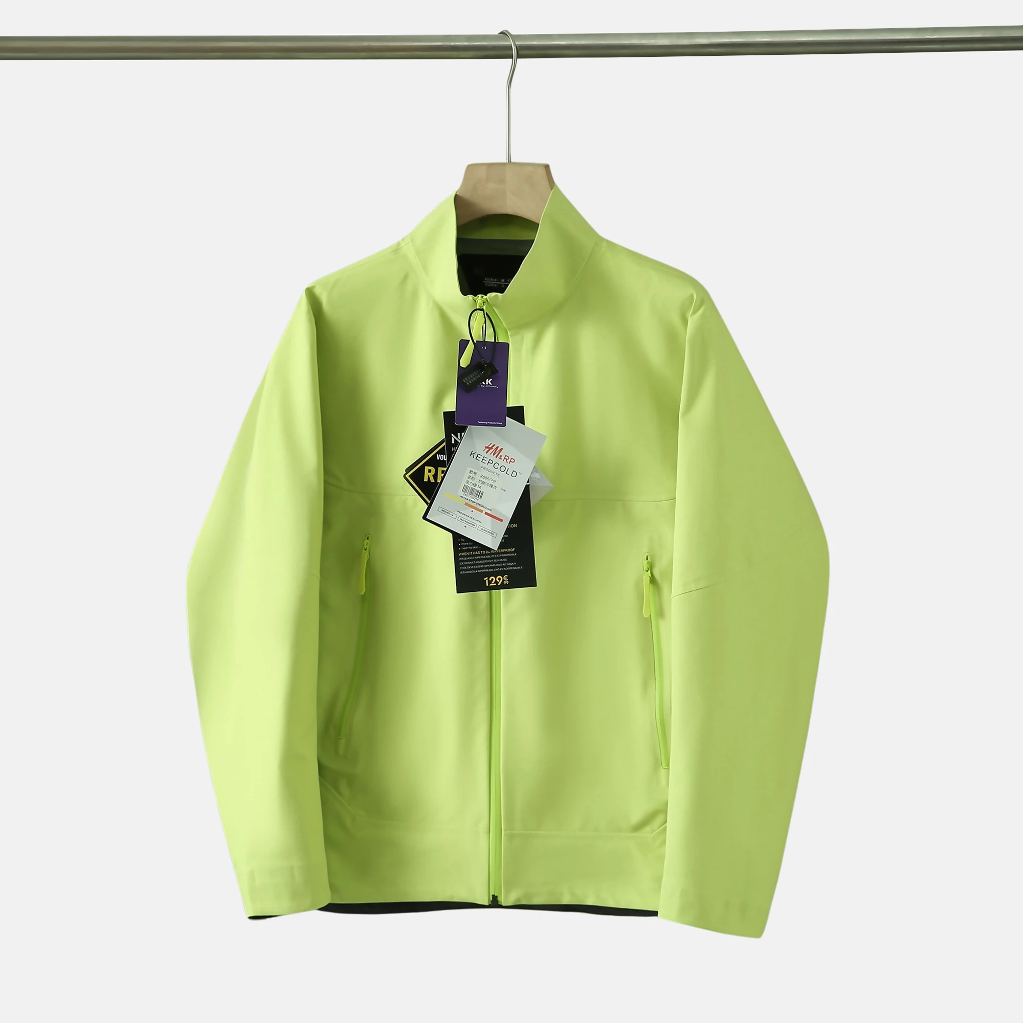 Spring and Autumn Storm Jacket Men's Sports Fashion Camping Outdoor Mountaineering Travel Windproof Soft Shell Jacket 3