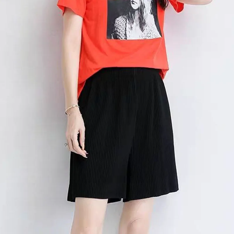 Рисунок 6 - Женские плиссированные шорты