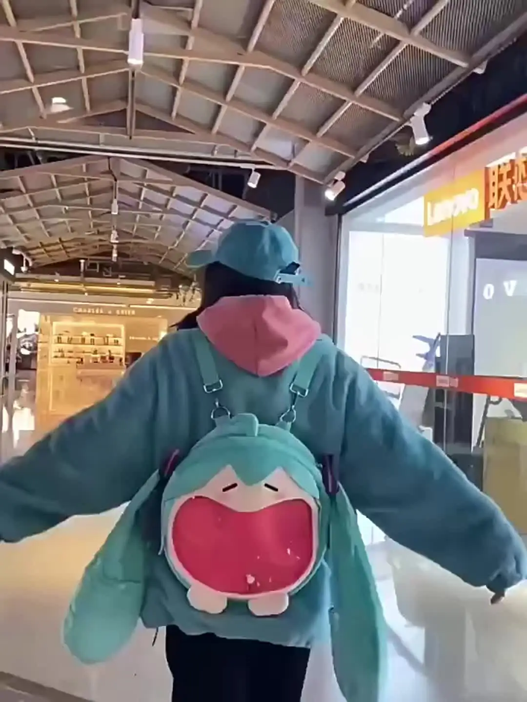 初音ミクの大きな口のぬいぐるみバッグ,柔らかいシングルバック