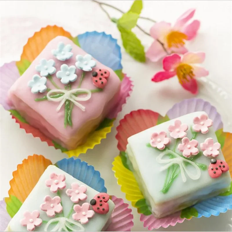 Fondant Cutter 4Pcs/Set Plum Blossom Flower Plunger Sugarcraft Cake Decorating DIY Cookie Baking Accessory
