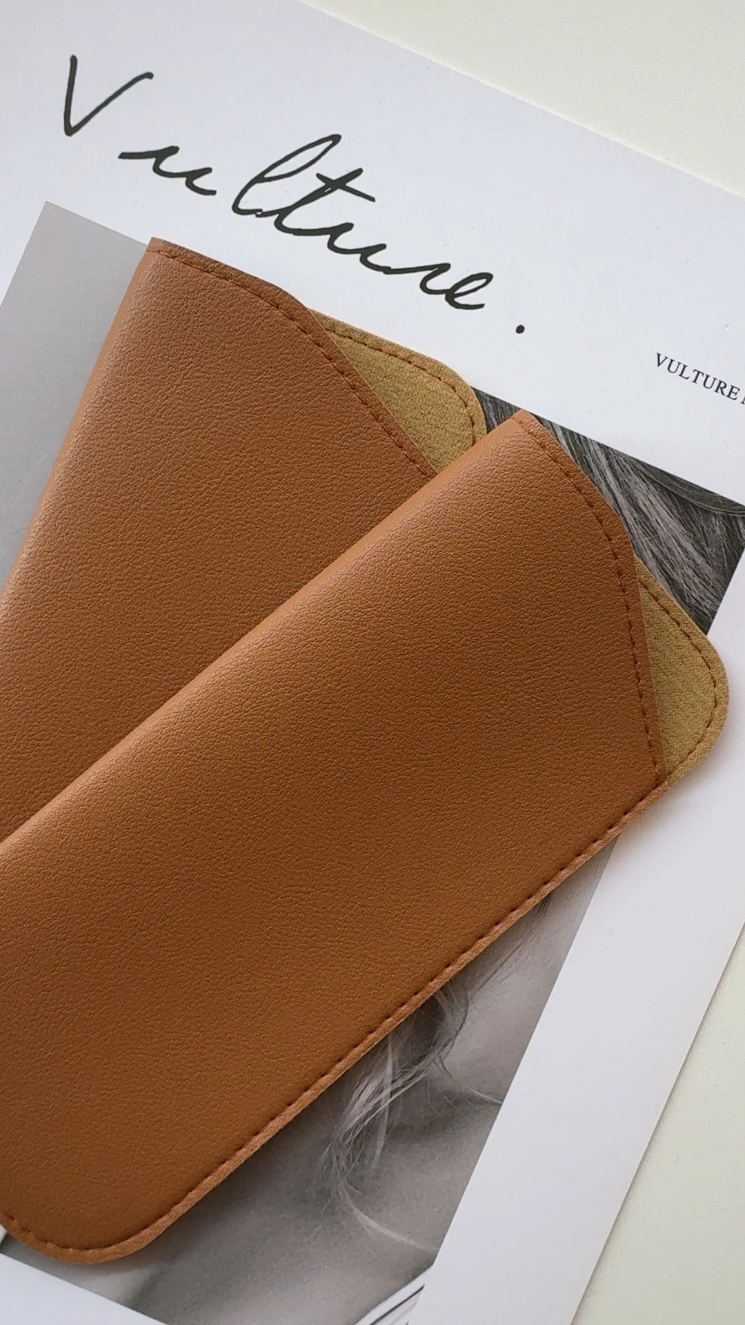 Retro PU Leather Side-Opening Glasses Pouch - Solid Color for Outdoor, School, and Office Use