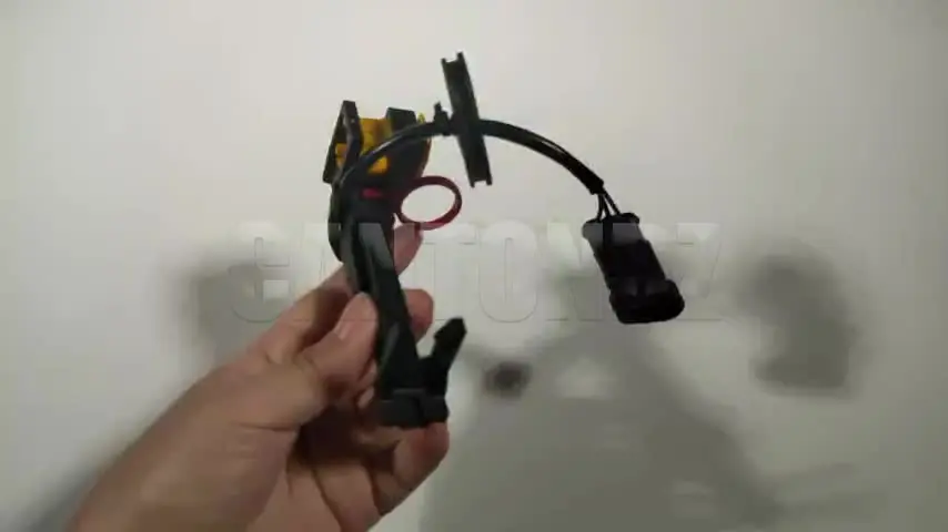 Для Alfa Romeo Giulietta датчик положения стоп-стартера 55228312