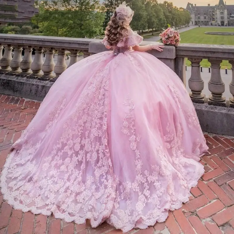 

Pink Illusion Ruffles Ball Gown Quinceanera Dress Off Shoulder Appliques Lace Corset Mexican Vestidos De 15 Años