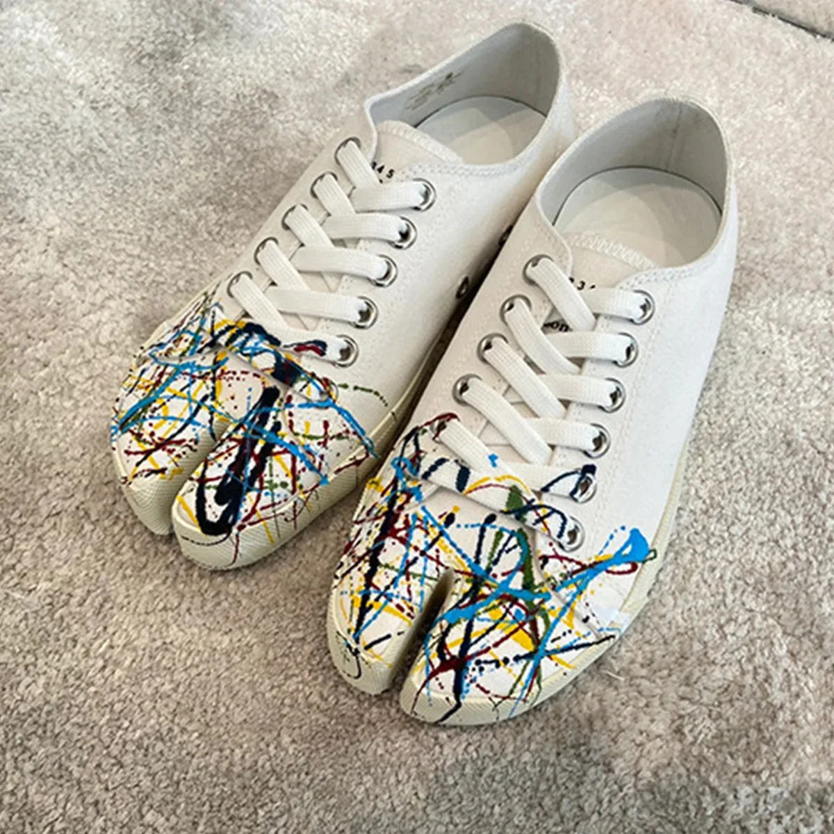 Canvas Tabi Sneakers Women’s Split Toe Flats Women Lace Up Low Top Tabi Shoes Pig Hoof Shoes Woman Loafers zapatos de mujer 5