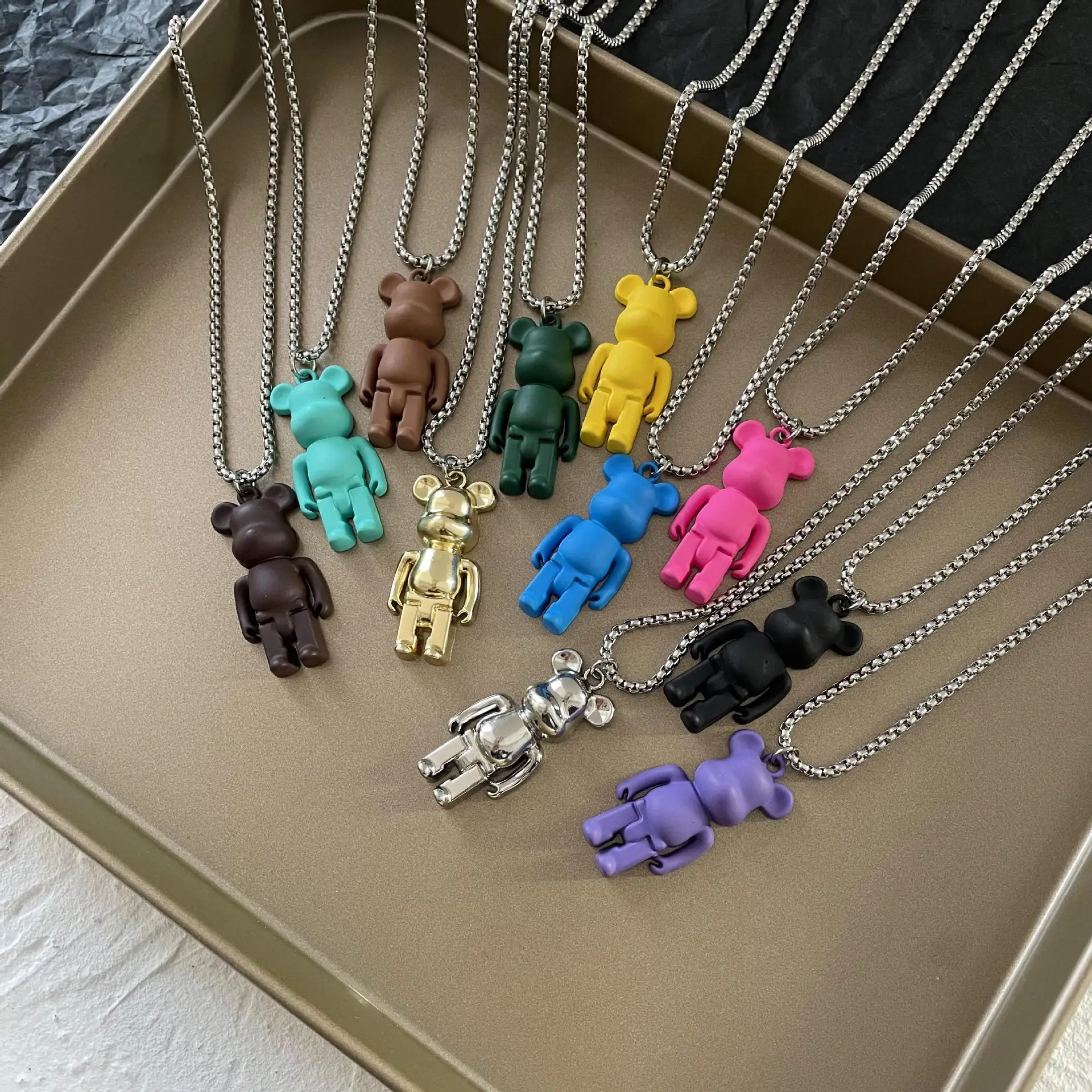 

Men's and Women's Hip Hop Instagram Trendy Pendant Versatile, Simple and Colorful Violent Bear Titanium Steel Necklace