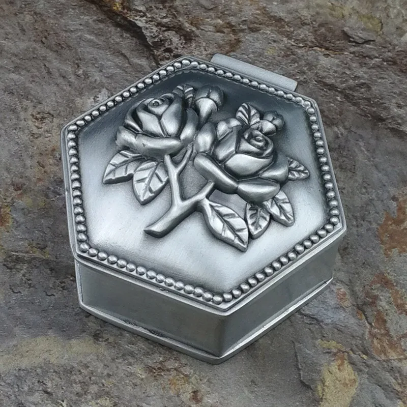 1PCS Retro Metal Holy Grail Saint Benedict Guadalupe Rosary Necklace Metal Boxes Religious Jewelry Packing Case Gift