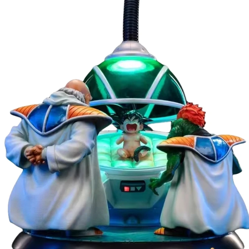 【激レア】WHITE HOLE STUDIO カカロット&保育カプセル&軍医 White Hole Studio - Kaioland