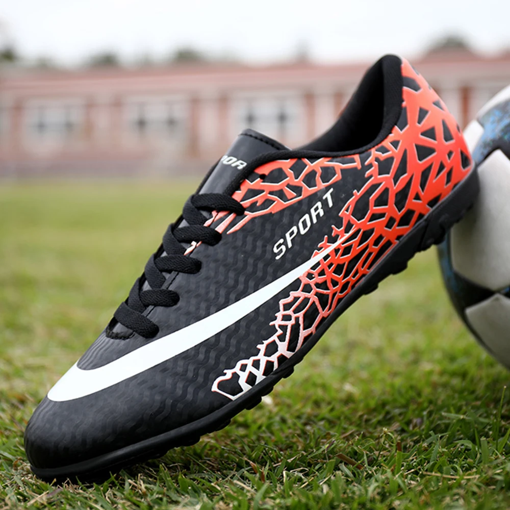 

Дешевые детские футбольные туфли, обувь для спортивных соревнований на открытом воздухе, искусственная трава, футбольная обувь для мальчиков