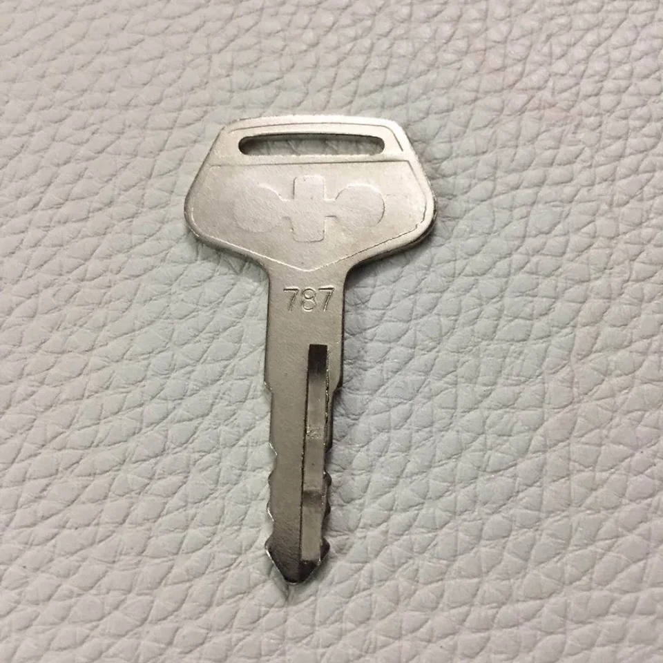 2PCS #787 Ignition Key For Komatsu Heavy Equipment Parts With 2 - Foto 12