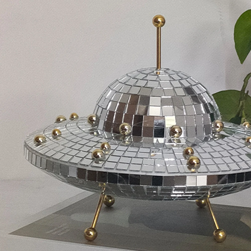 UFO Space World Desk Ornaments Art Crafts Desk Living Room Ornament Vintage Funny Home Decor Multipurpose Halloween Decorations