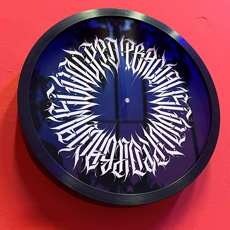 

Hip Hop Rap Chicano Swash Shop Decoration Wall Clock