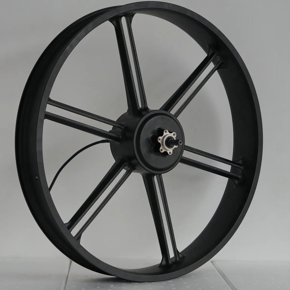 20x4.0リムホイール、48v750 ワット 20x4.0リムホイール、48v750 ワット いやらし