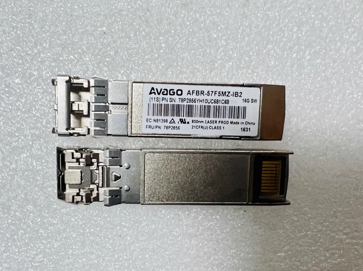 16G Module Sfp AFBR-57F5MZ-IB2 FTLF8529P3BCV-IC FTLF8529P4BCV-IB 78P2856 IB-M 16GB 850NM Network Adapter Switch