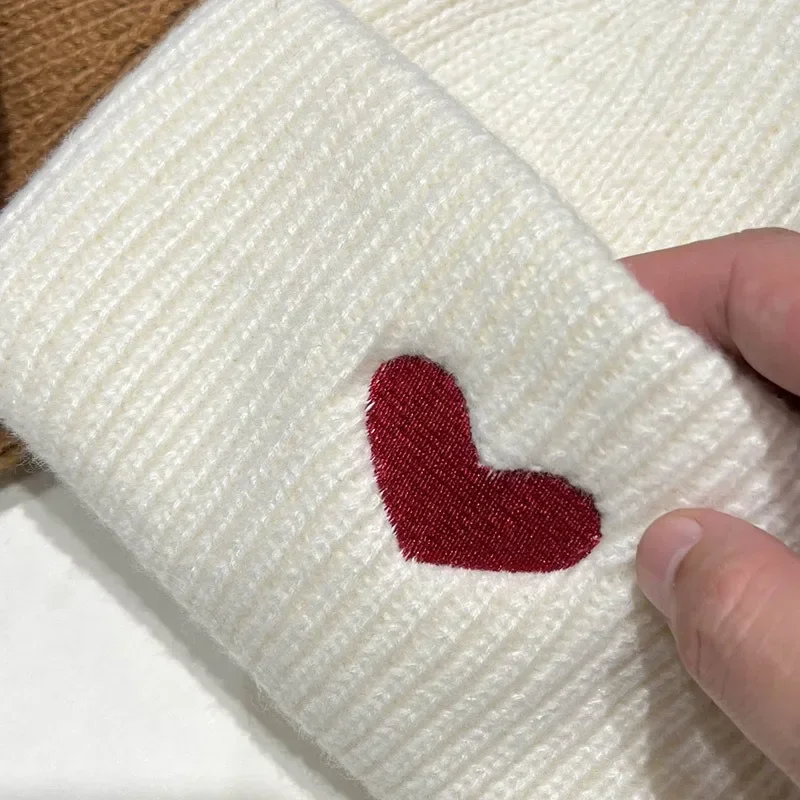 Unisex Heart Embroidery Winter Hat Thick Warm Soft Fleece Beanie Lightweight Stretchy Comfortable Fashionable Design
