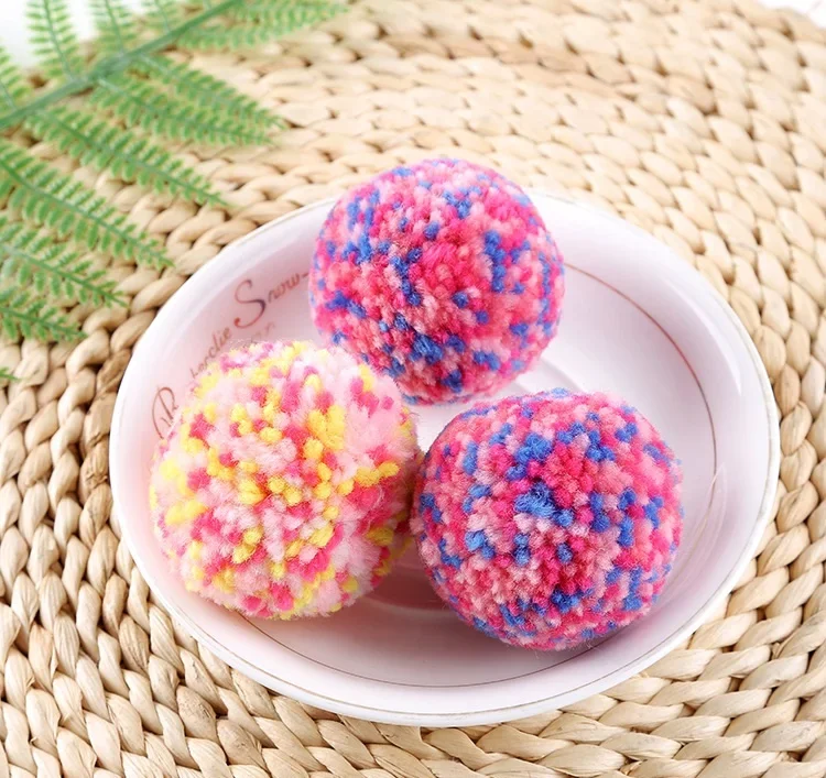 Christmas Yarn Pom Poms Balls for DIY Handmade Crafts Home Christmas Thanksgiving Party Holiday Hanging Decorations