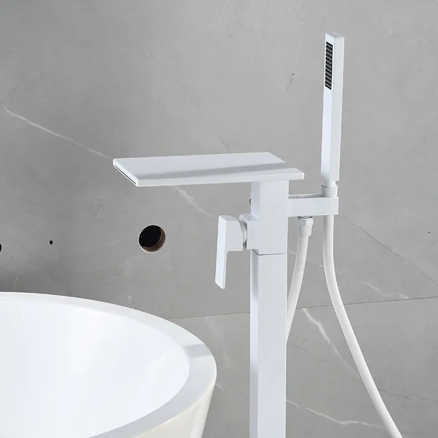 ก๊อกน้ำอ่างอาบน้ำแบบตั้งพื้นสีขาวติดผนังก๊อกผสมน้ำร้อนน้ำเย็น 2