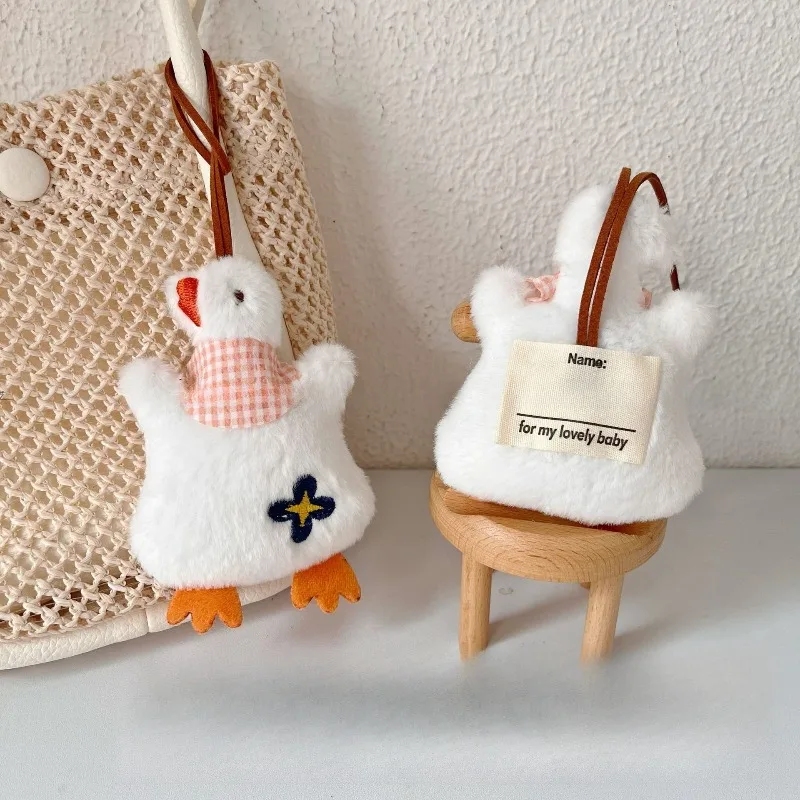 Creative Cartoon Big White Goose Plush Pendant, Cute Doll Hanging Accessories, Gifts Suitable for Going Out and Matching Bags