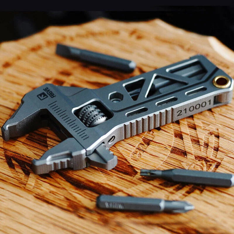 

FEGVE Titanium Mini Multitool Wrench Adjustable Spanner with Hex Bits EDC Keychain screwdriver Outdoor Tools Titanium alloy