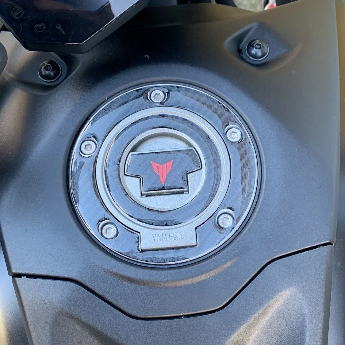 3D Carbon Fiber Motorcycle Fuel Tank Pad Cover Protector Decal Stickers Yamaha MT01 MT03 MT07 MT09 MT10 MT 01 03 07 09 10