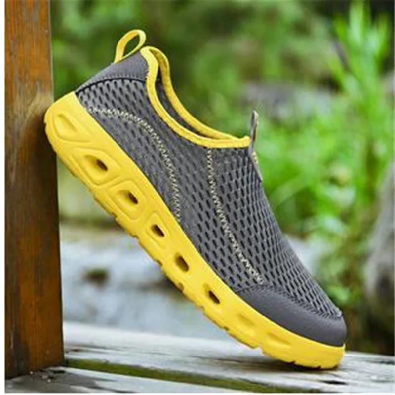 

Men Casual Shoes Sneakers Light Breathable Summer Sandals Beach Vacation Mesh Shoes Loafers Zapatos De Hombre Slip-On Men Shoes
