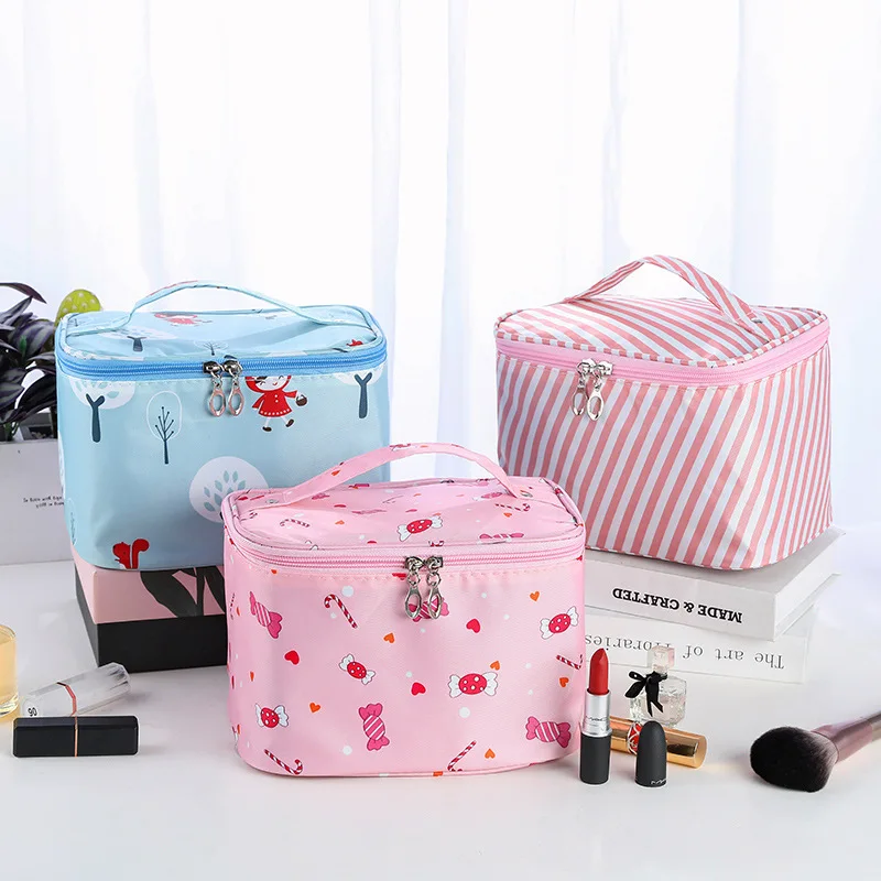 

Large Capacity Skincare Storage Bag Portable Multi-functional Waterproof Toiletries Bag Cartoon Travel Cosmetic Bag