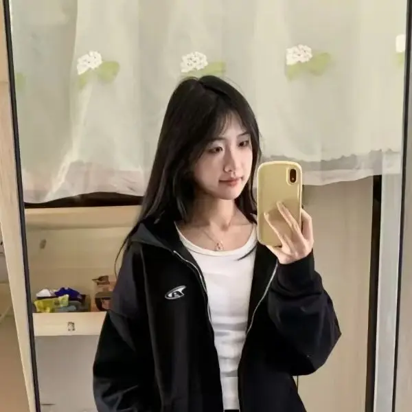 MISS L 0238 Store