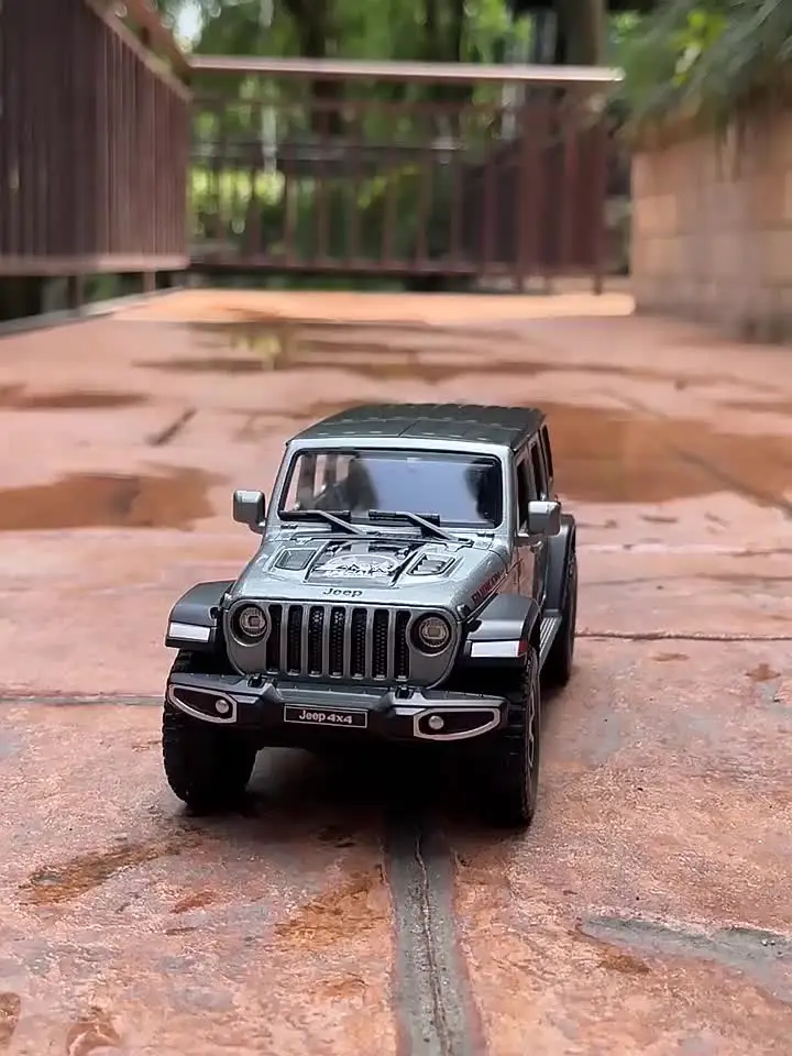 1/22 Scale Miniature Jeep Wrangler Pickup Model - Alloy Die-cast Metal, 20.5cm Length, Black