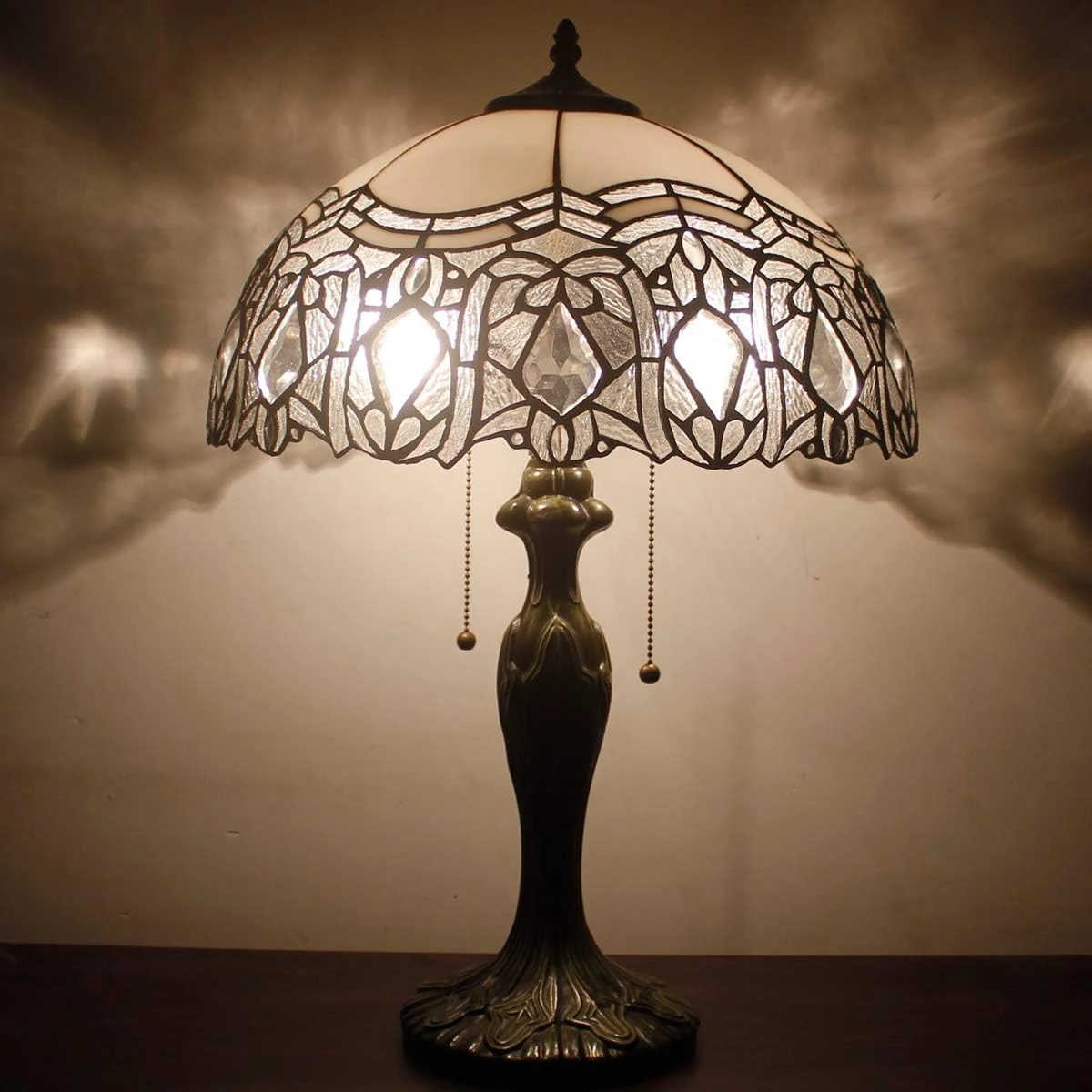 

WERFACTORY Tiffany Style Table Lamp White Stained Glass Crystal Bedside Lamp 16X16X24 Inch Desk Reading