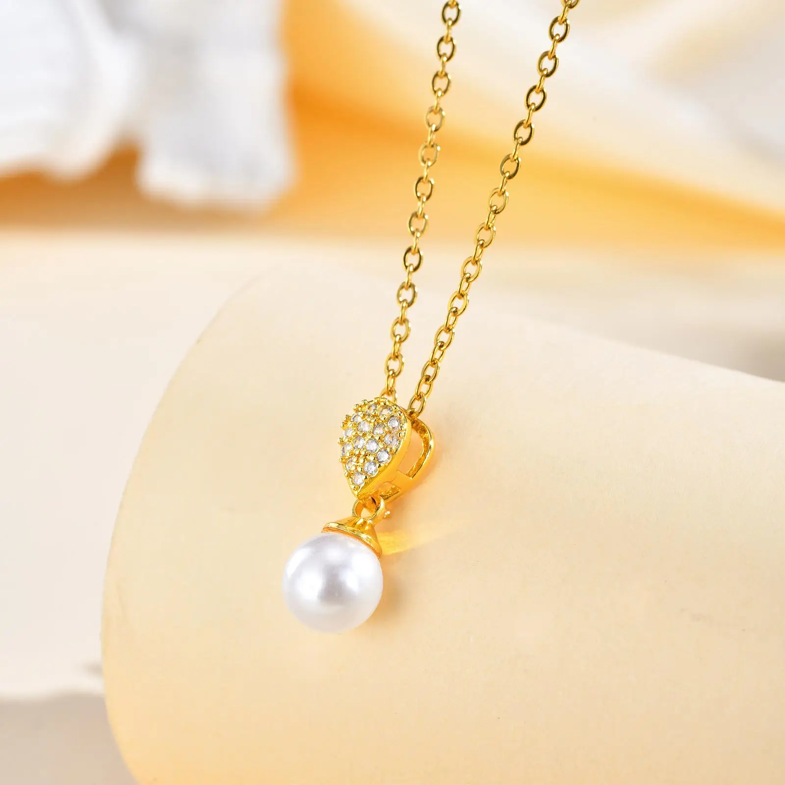 Kupfer-Imitationsperle-Kirsch-Anhänger-Halskette mit Zirkon, trendige, zierliche Edelstahl-Ketten-Halskette, Luxus-Schmuck für Frauen – Detail 8