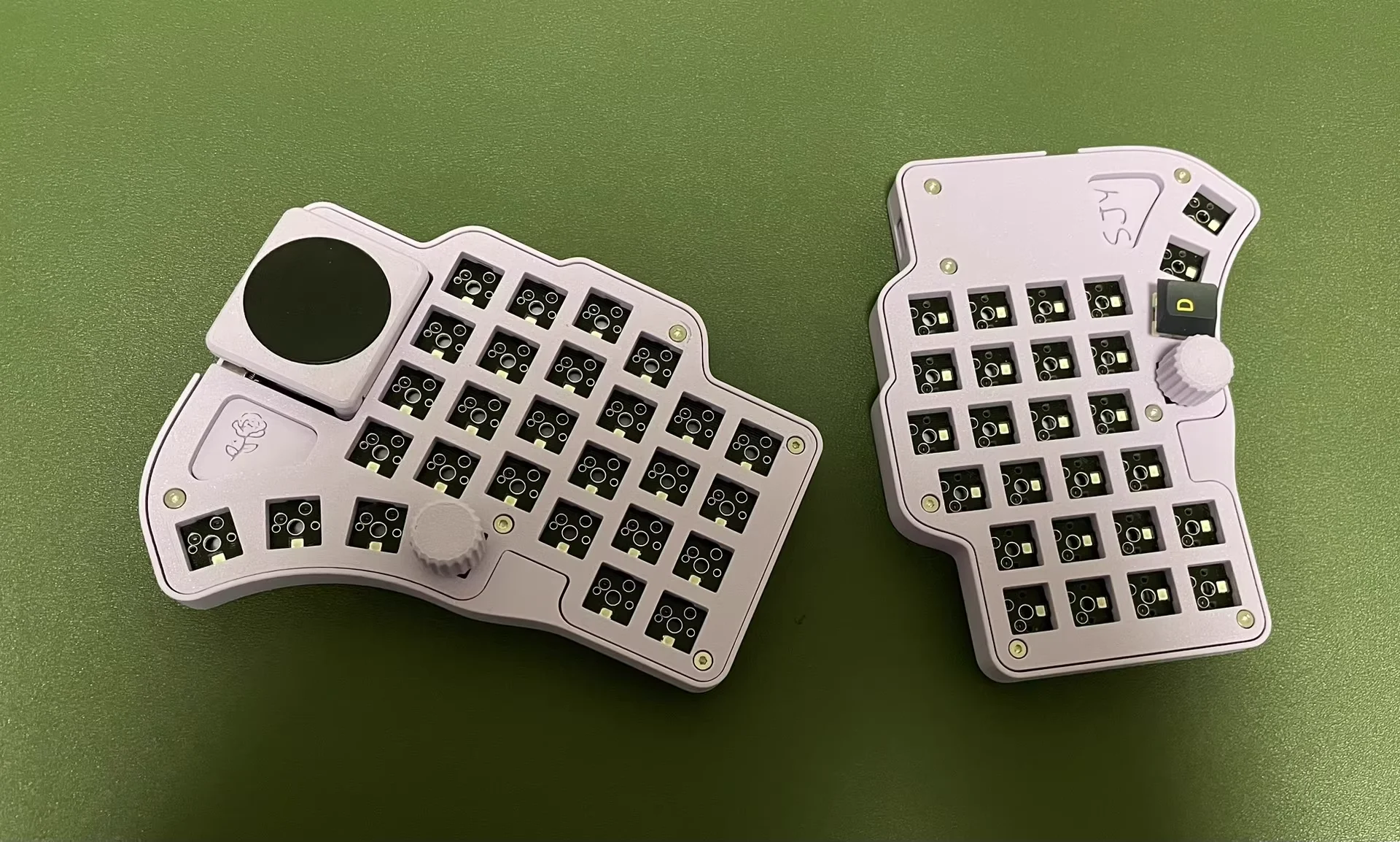 Dilemma Max 分割キーボード 白 MX軸 Dilemma Max - split ergonomic keyboard with trackpad kit