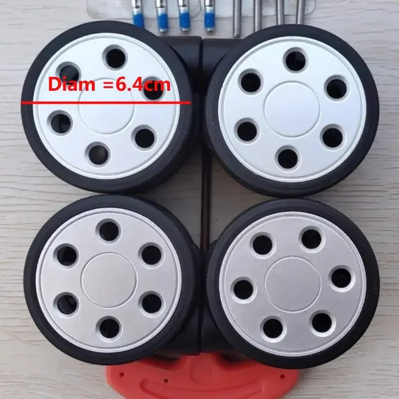 リモワ ホイール 純正：本物の耐久性と静音性を実現する交換用ホイール