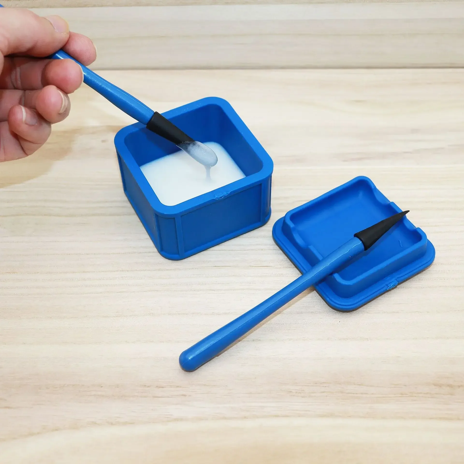 Woodworking Brush Tool Set Soft Silicone Wood Glue Applicator Thin Non-slide Scraper Glue Tray DIY Crafts Spreader Brush