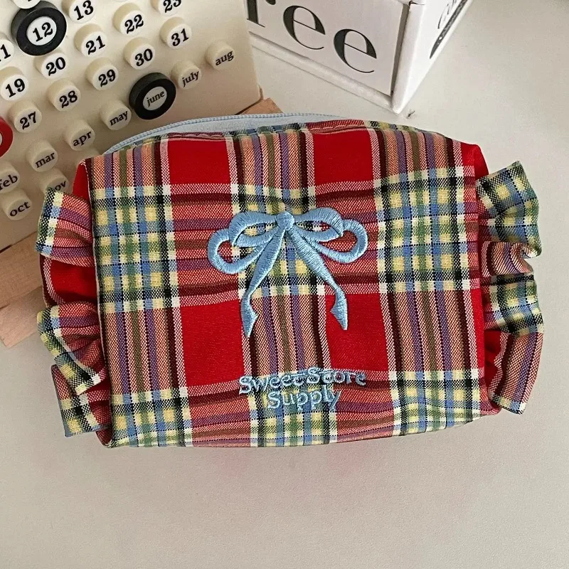 Kawaii Cosmetic Bags Plaid Bow Makeup Bag Cute Small Bag Girl's Sweet Ruffled Makeup Storage Bag Organizer Coin Purse