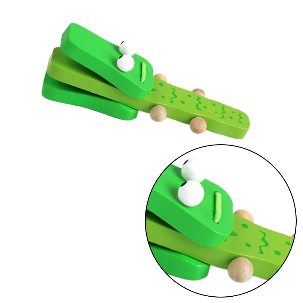 

2Pcs Adorable Wooden Long Handle Castanet Baby Wood Castanet Toy Educational Playthings Baby Music Toy (Crocodile Castanet)